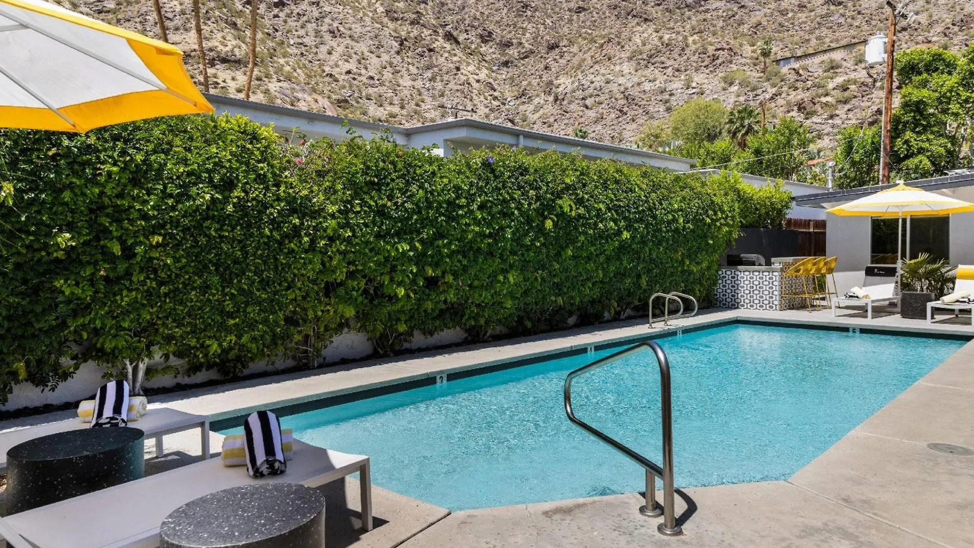 *Condo - 606 W Arenas Rd Unit 3, Palm Springs Holiday home